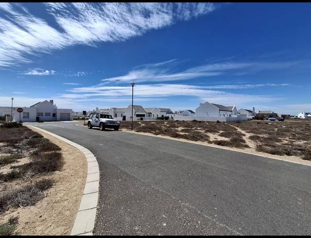 LAND FOR SALE IN BRITANNIA BAY